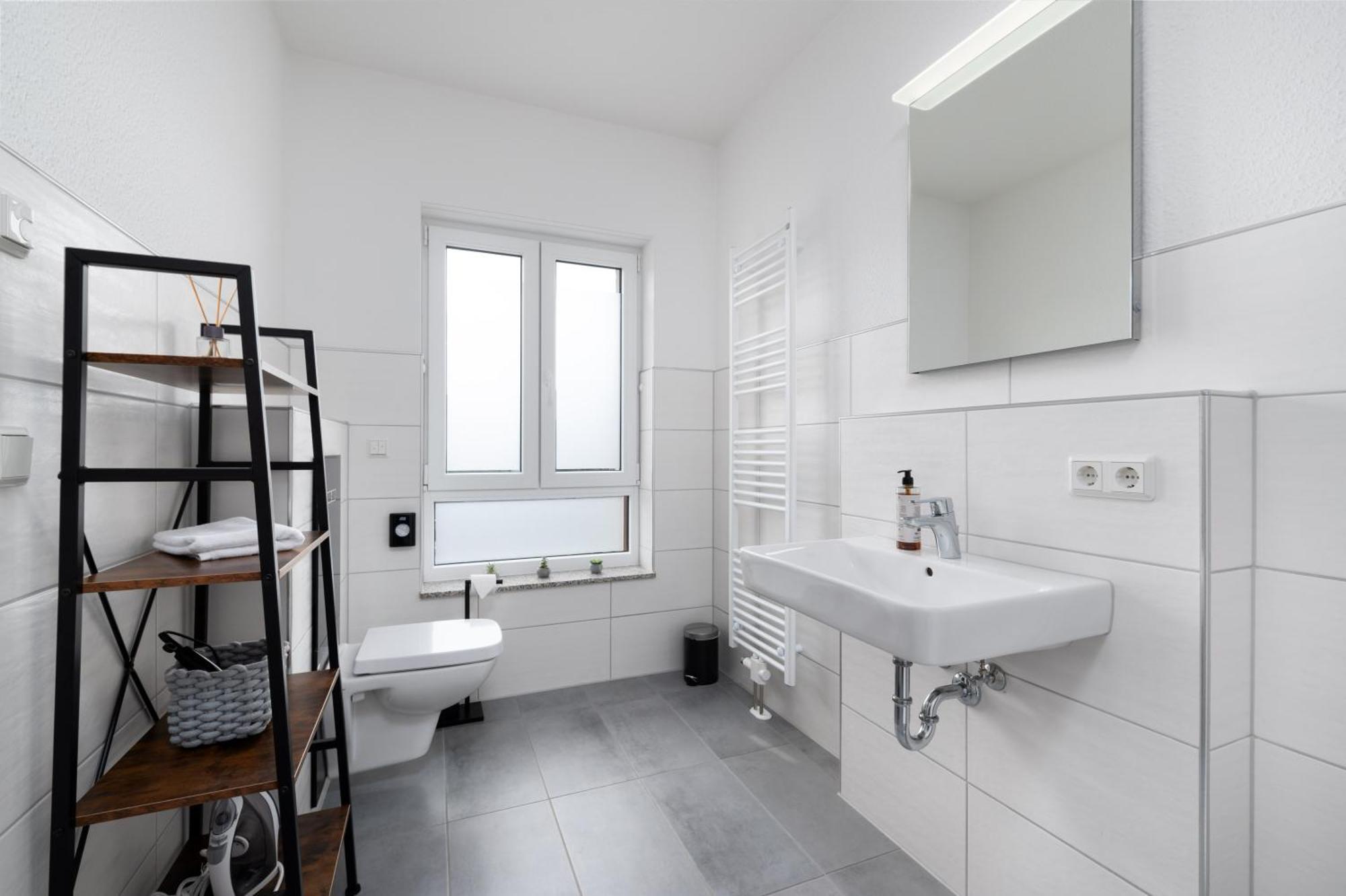 Design-Wohnung, Altstadt, Parkplatz, Netflix Кведлінбург Екстер'єр фото